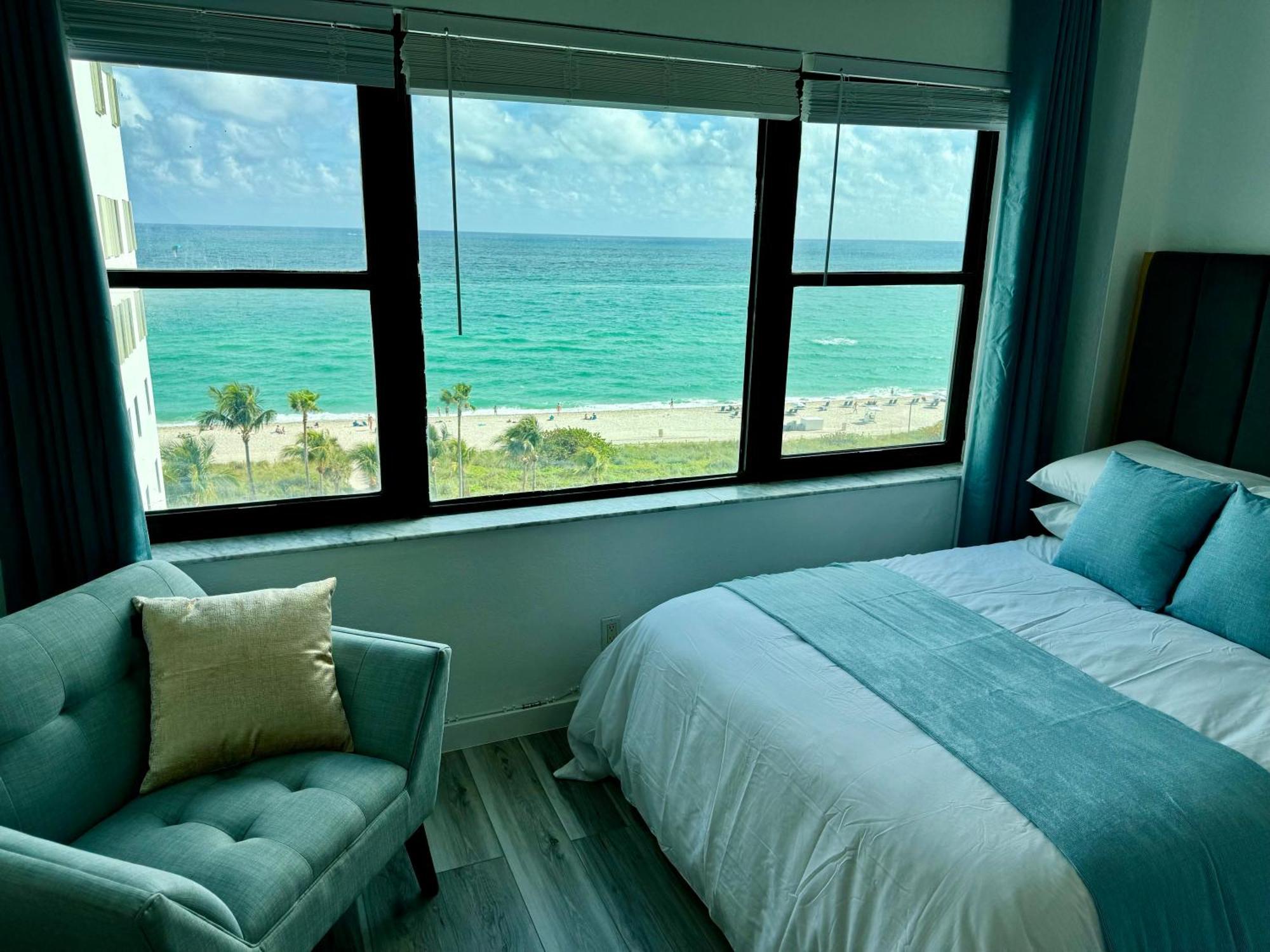 Directly On The Beach With Pool & Ocean View Miami Beach Exterior photo